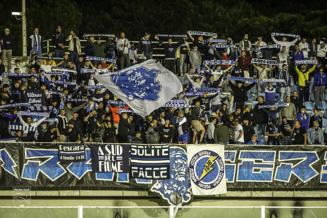 PESCARA TIFOSI 1.jpg