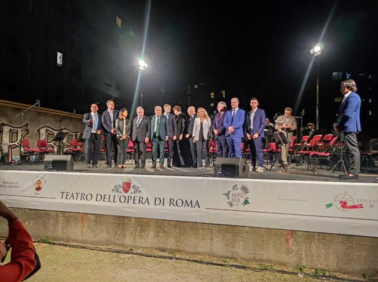 battilocchio don coluccia torbellamonaca.jpg