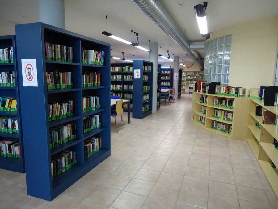 biblioteca impastato ladispoli.jpg