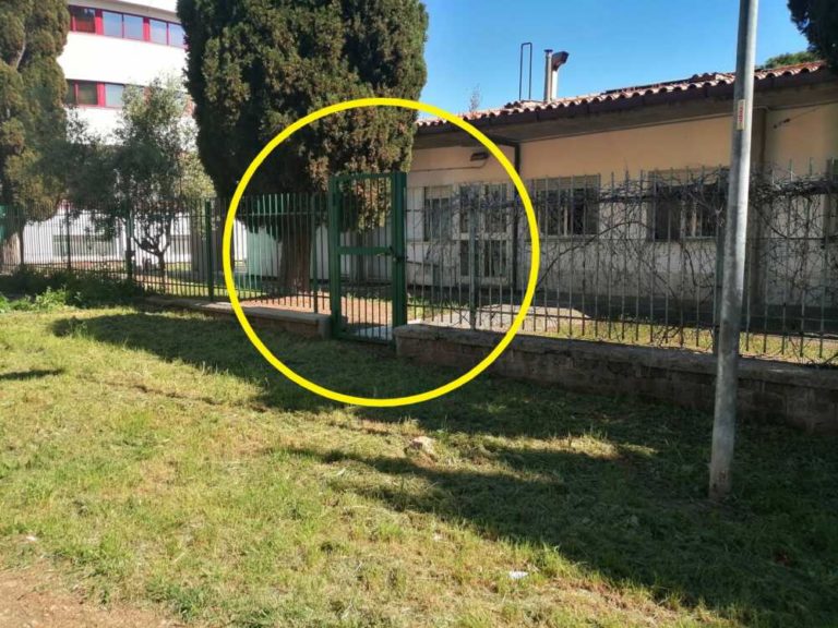 cancelletto scuola andersen civitavecchia.jpg