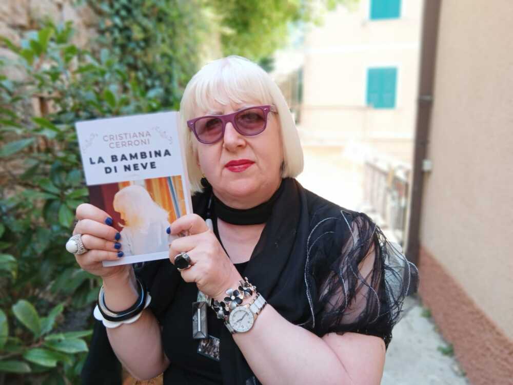 Libri, “La bambina di neve” di Cristiana Cerroni fa tappa ad Allumiere 1 cristiana cerroni.jpg