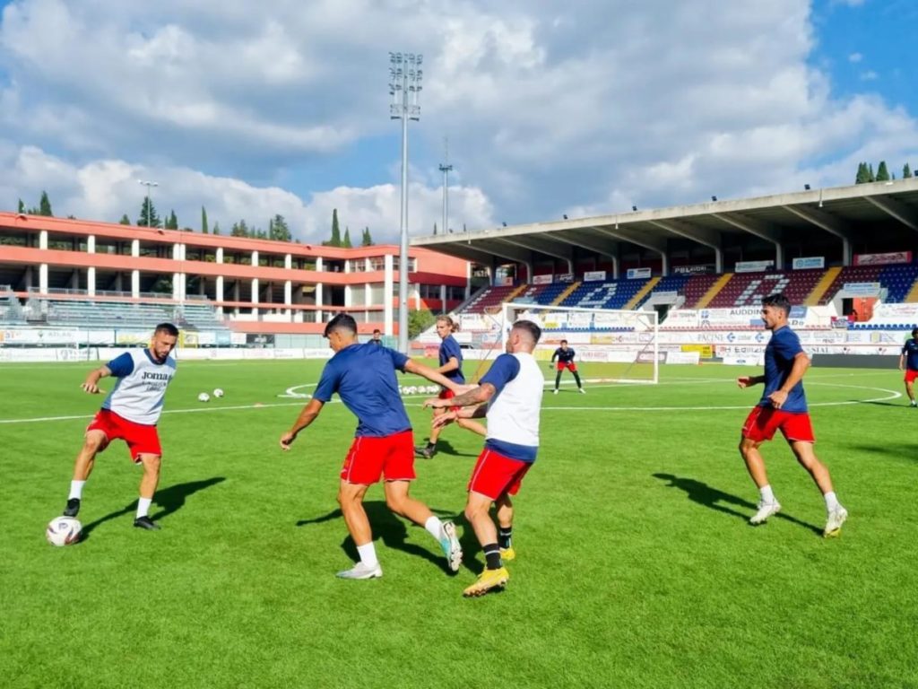 laquila calcio allenamento.jpg