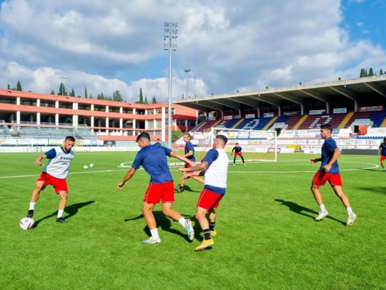 laquila calcio allenamento.jpg