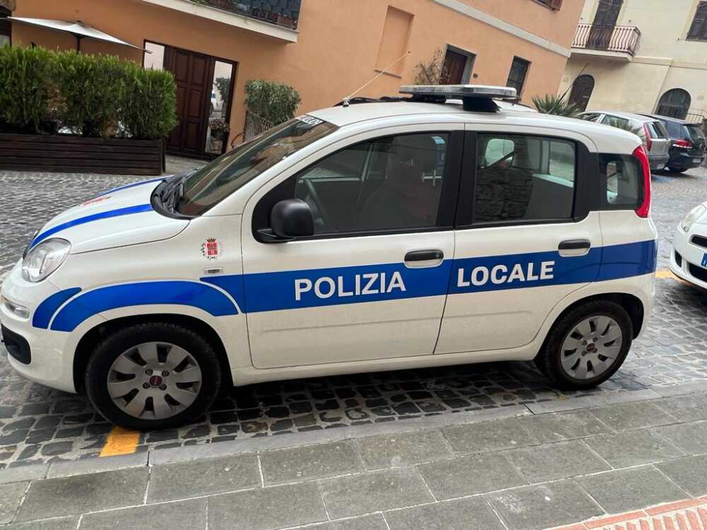 municipale vigili urbani tarquinia 1.jpg