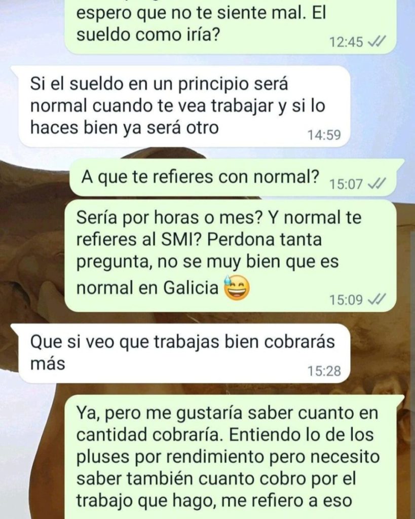 offerta di lavoro cameriere 1040x1300.jpg