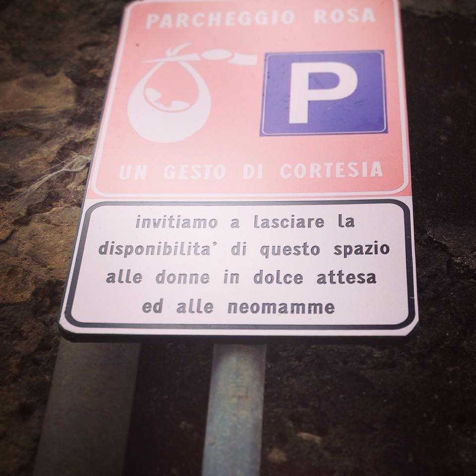parcheggi rosa 6.jpg