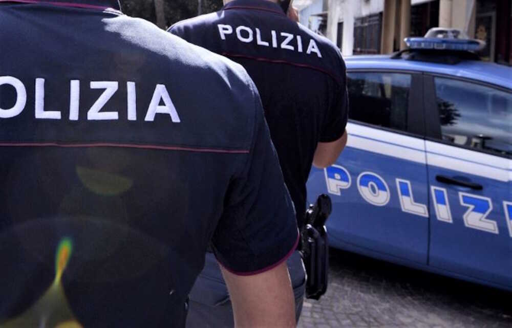 Arrestato latitante a Roma 1 polizia.jpg