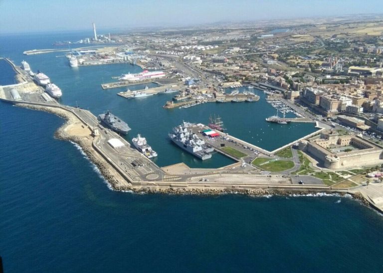 porto civitavecchia alto 4.jpg
