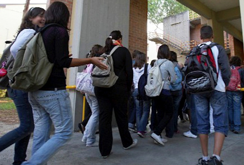 scuola superiore.jpg