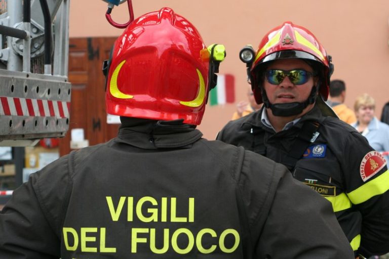 vigilidelfuoco e1566224665677.jpg