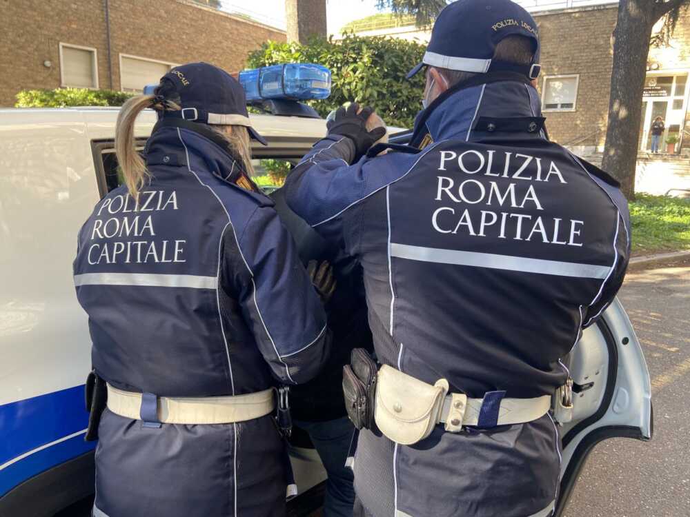 Arresto Polizia Locale archivio.jpg