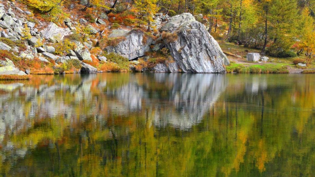 Colori%20e%20foliage%20al%20lago%20delle%20Streghe%20(1).jpg