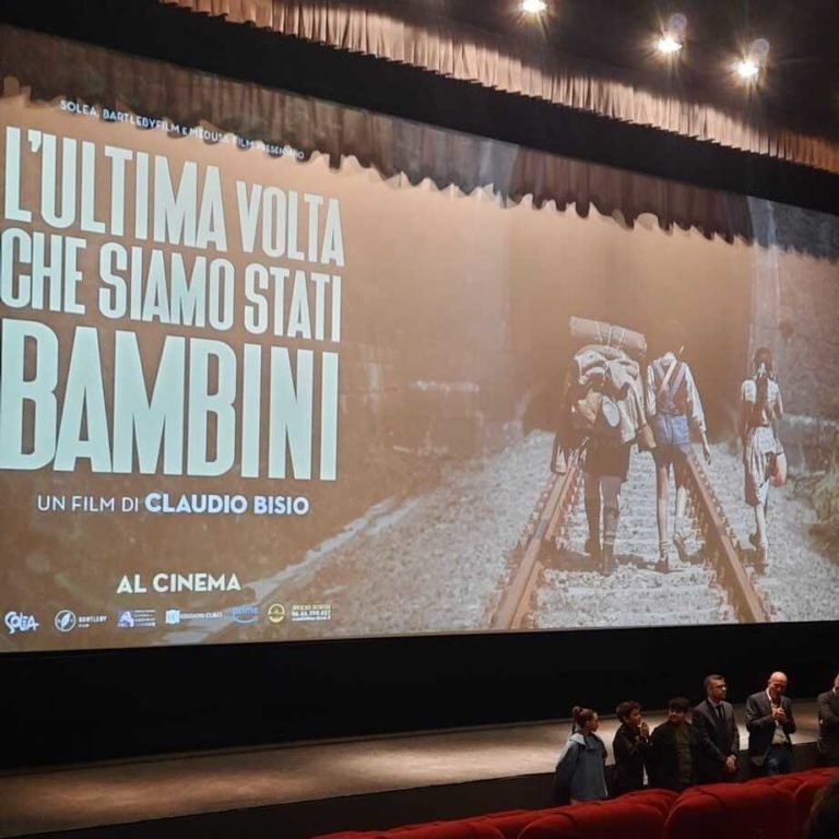 Gli studenti del Mattei celebrano il 16 ottobre del 1943.jpg