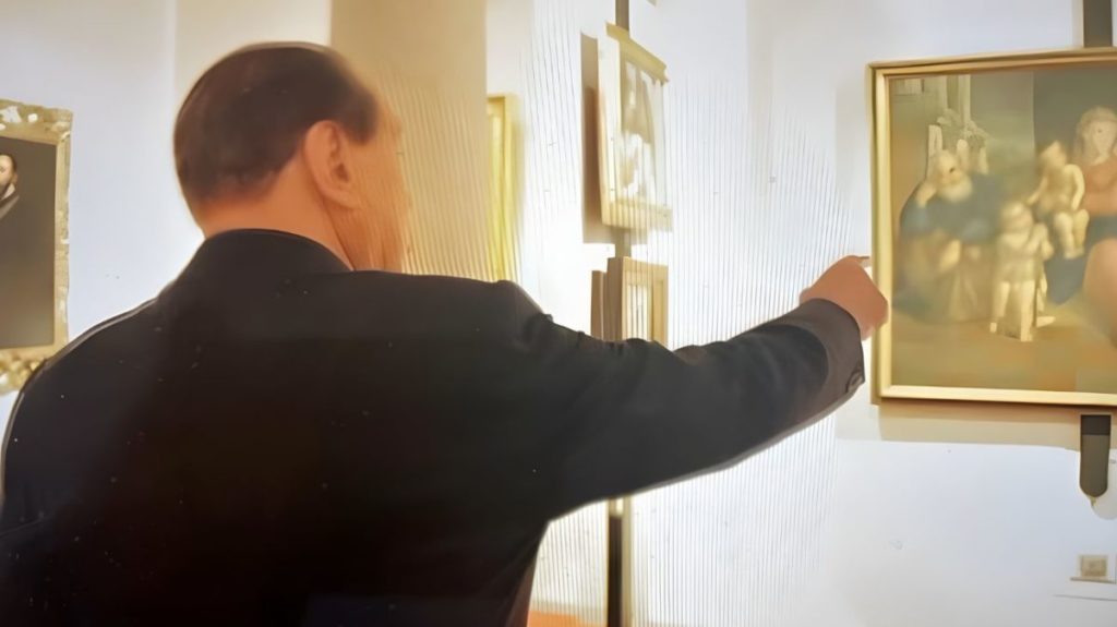 Silvio Berlusconi quadri 2.jpg