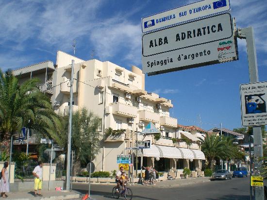 alba adriatica.jpg