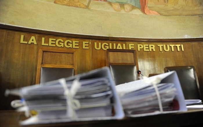 aula tribunale.jpg