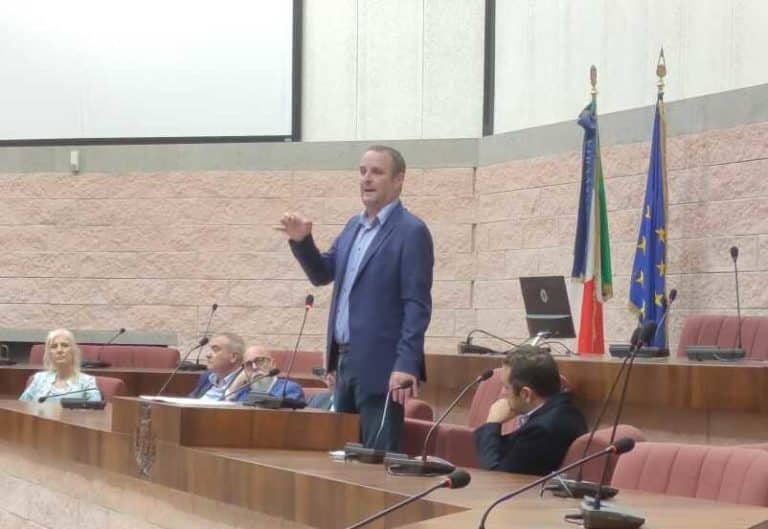 battilocchio aula pucci.jpg