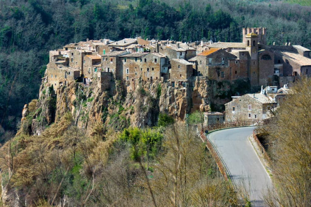 borgo calcata.jpg