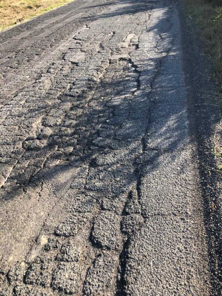 buche cerveteri pelle coccodrillo 2.jpg