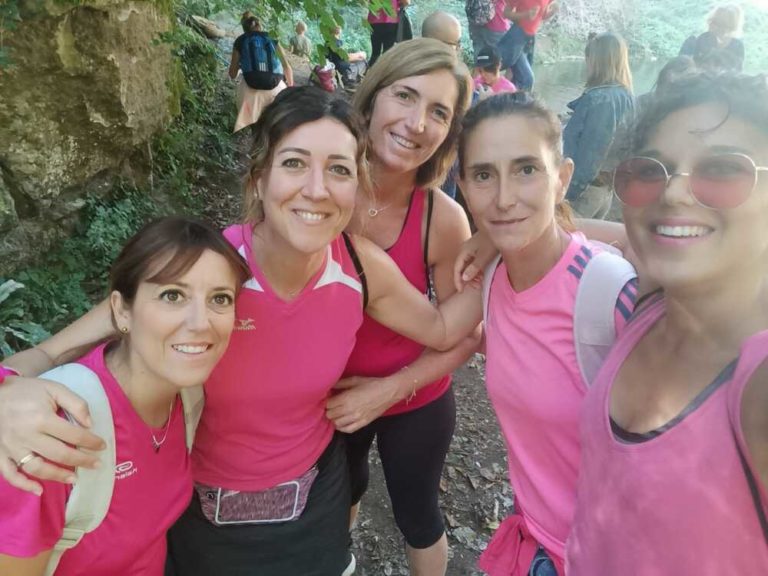 camminata in rosa cascatelle cerveteri.jpg