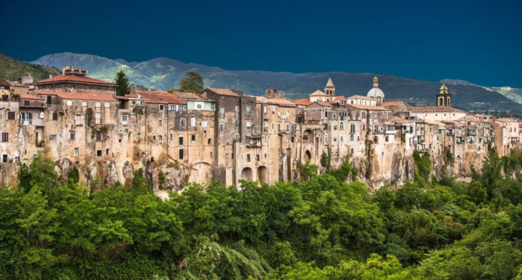 campania borgo.jpg
