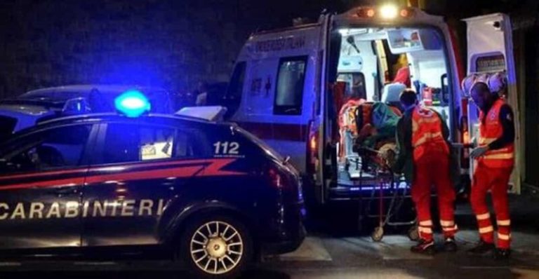 carabinieri ambulanza notte 4 1 e1696220677650.jpg