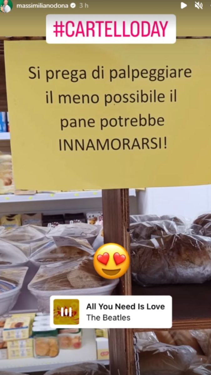 cartello palpeggiare il meno possibile pane supermercato.jpg