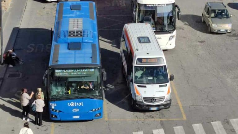 cerveteri bus cotral seatour 1.jpg