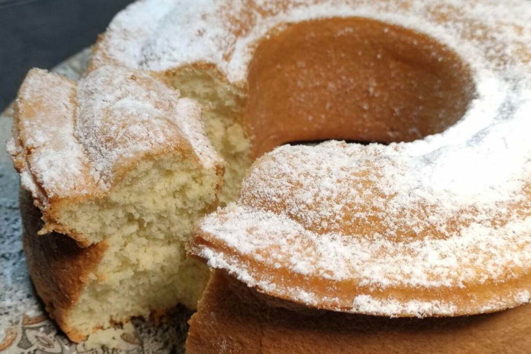 ciambellone 3 ingredienti 1.jpg