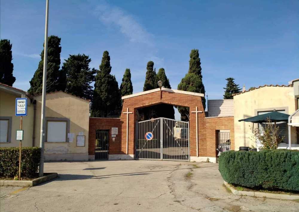 cimitero santa marinella.jpeg