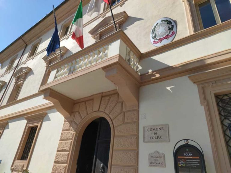 comune tolfa 2.jpg