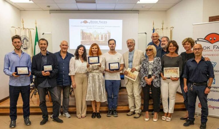 concorso book faces 2023.jpg
