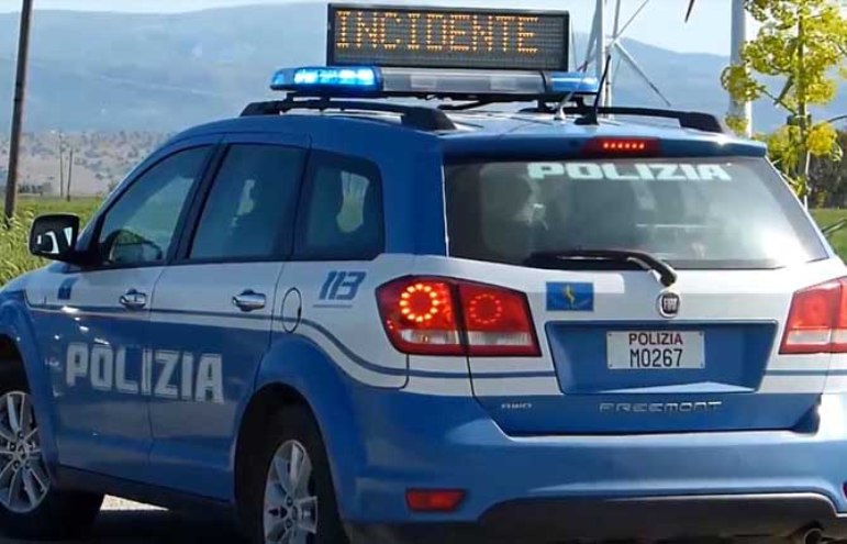 Carsoli: motociclista perde la vita sulla A24 1 incidente polstrada.jpg