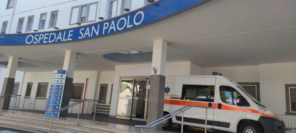 ospedale san paolo civitavecchia ambulanza.jpg