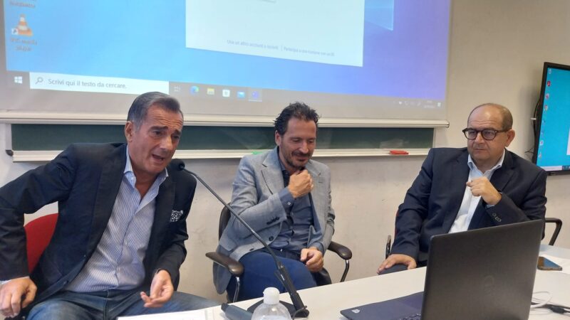 Chieti: giornalismo, Rete8 incontra gli studenti della d’Annunzio 1 perantuonoprofeta e1698312091697.jpg