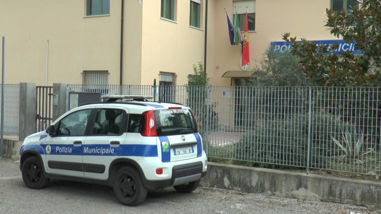 polizia municipale giulianova.jpg