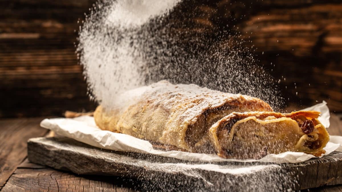 Lo strudel di mele: ricetta semplice e veloce 1 strudel di mele.jpg