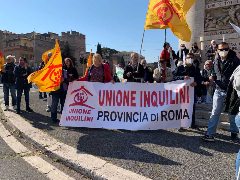 unione inquilini fiumicino.jpg
