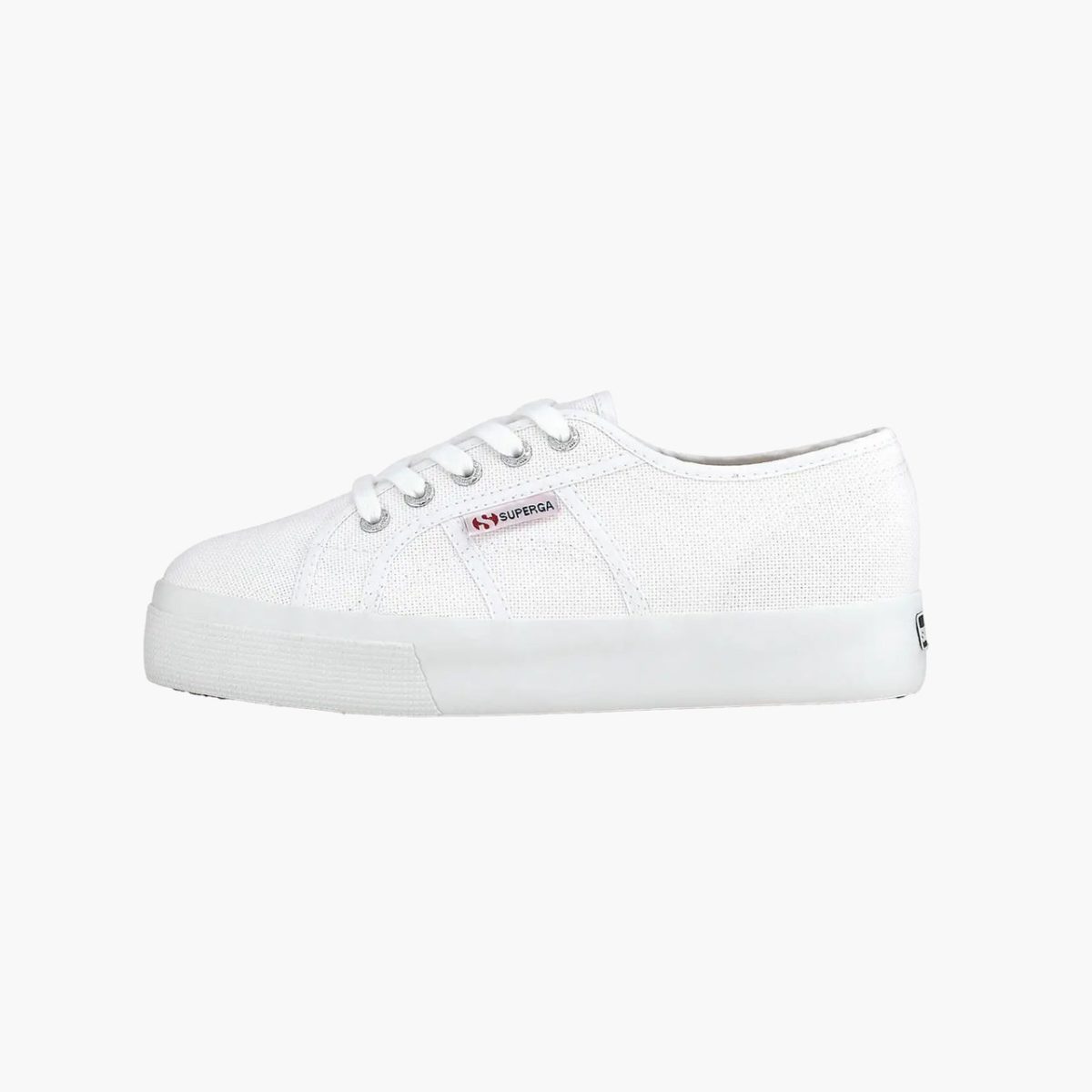 wei%25C3%259Fe sneaker trend vogue superga.jpg