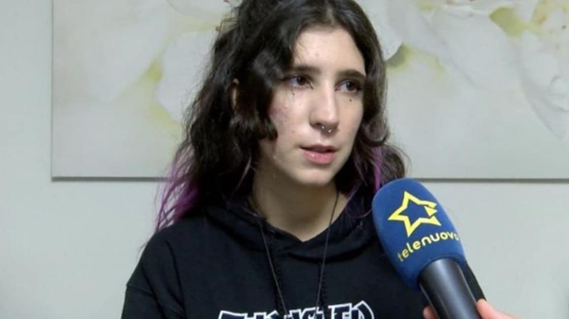 22Dritto e Rovescio Elena Cecc.jpg