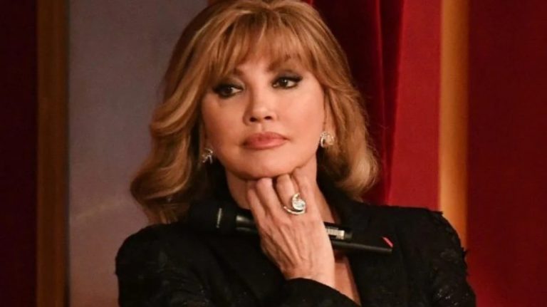 22Esclusiva Milly Carlucci ann.jpg