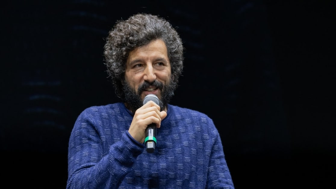 Francesco Scianna racconta il suo percorso artistico e la sua filosofia di vita in Vanity Fair Stories 2023: Buttarsi, sempre 1 22Francesco Scianna racconta il.jpg