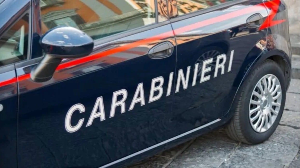 22Giulia e Filippo il comunica.jpg