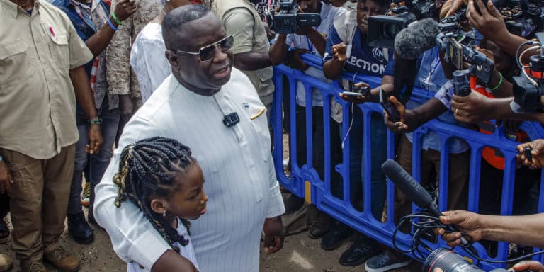 22Governo Sierra Leone Coprifu.jpg