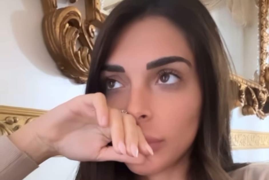 22Greta Rossetti svela con un g.jpg