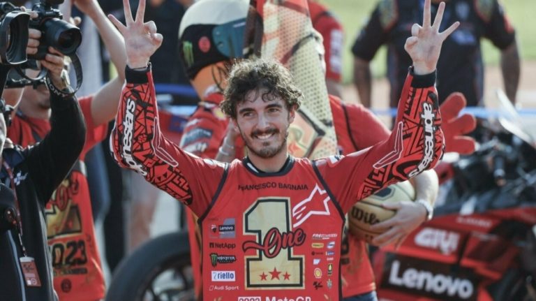 “Moto GP: Francesco ‘Pecco’ Bagnaia trionfa a Valencia e si conferma campione del Mondo” 1 22Moto GP Francesco Pecco Ba.jpg
