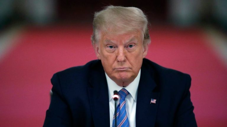 22The Economist Trump il piu .jpg