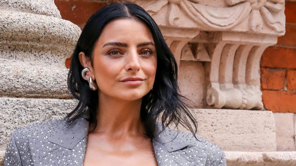 Aislinn Derbez La forza delle.jpg