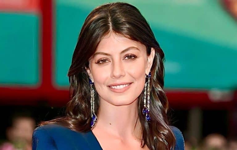 Alessandra Mastronardi svela l.jpg