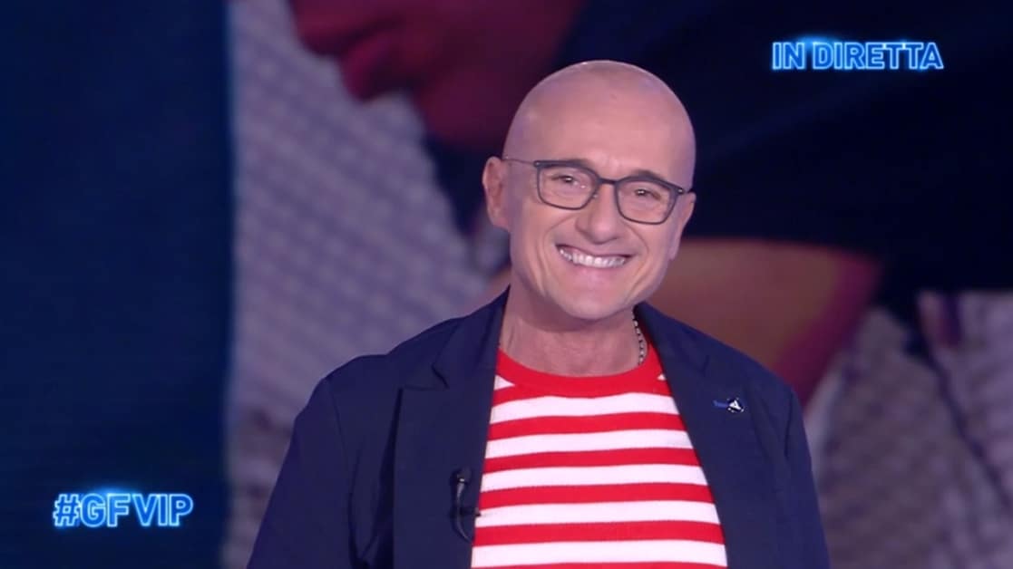 Alfonso Signorini: tradimenti e rivelazioni sulle sue relazioni amorose, il suo ruolo di pioniere a Cuba 1 Alfonso Signorini tradimenti .jpg